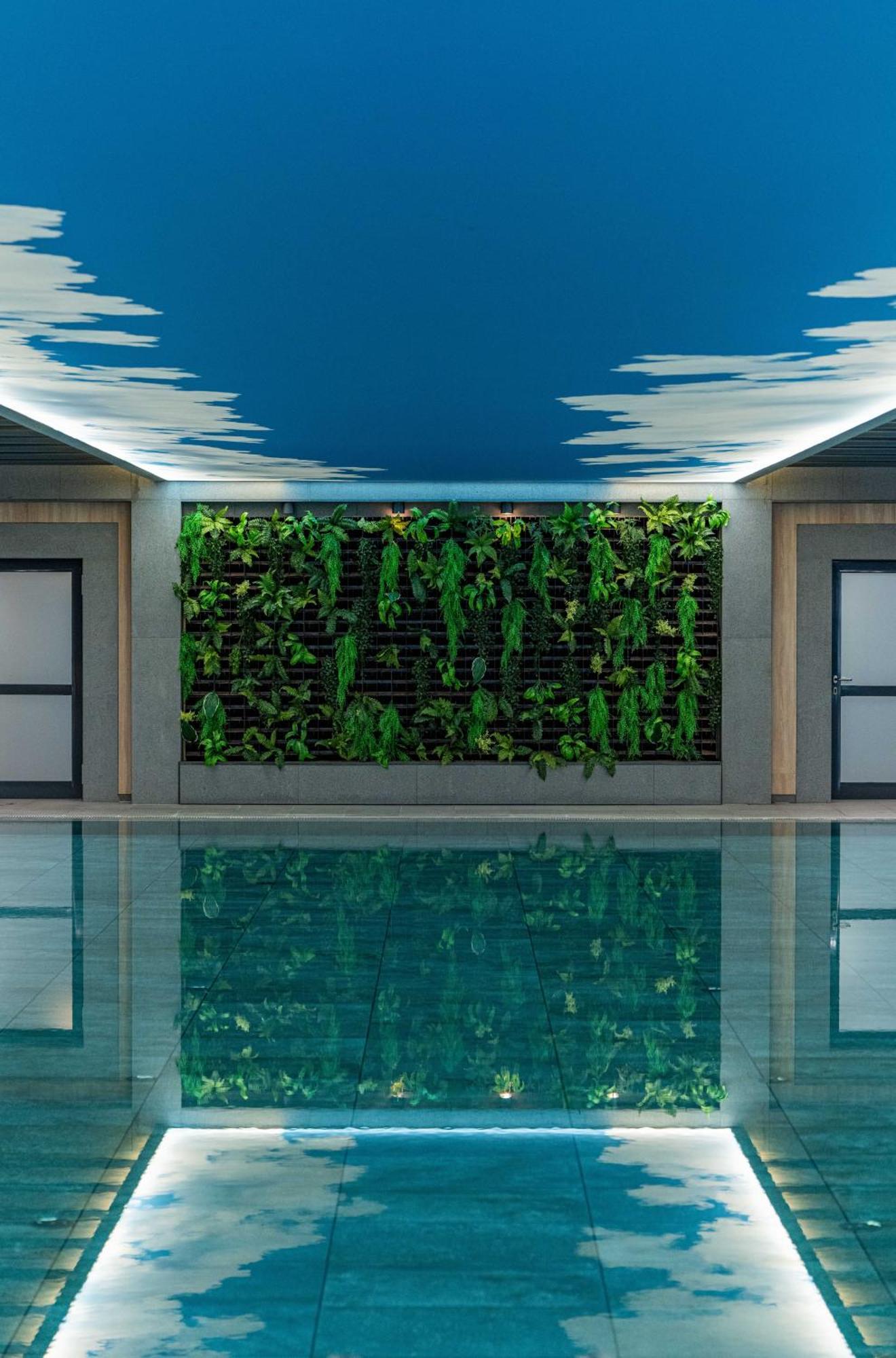 Hotel Hvd Grand